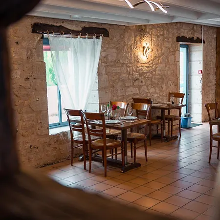 Hotel Logis L'authentique Restaurant