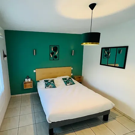 Logis L'authentique Restaurant * Annesse-et-Beaulieu