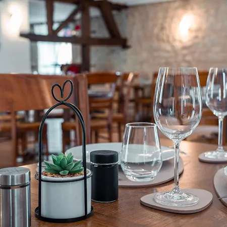 Logis L'authentique Restaurant