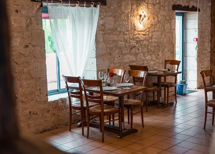 Hotel Logis L'authentique Restaurant