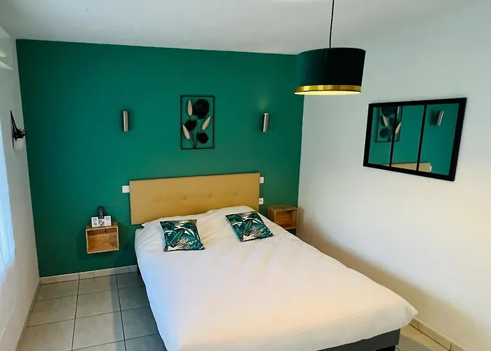 Logis L'authentique Restaurant * Annesse-et-Beaulieu