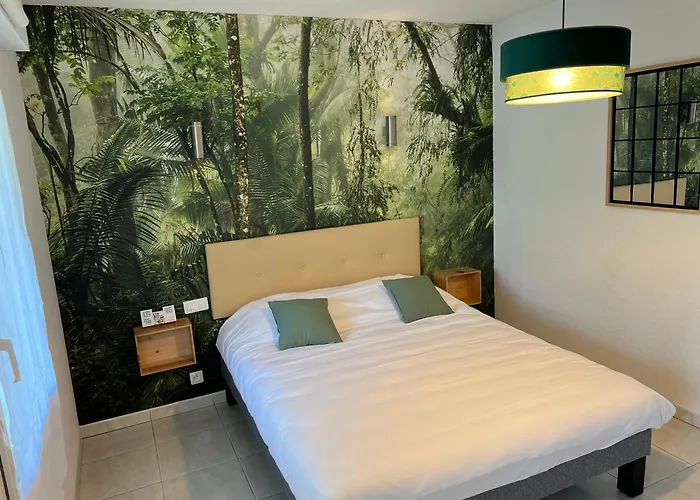 Logis L'authentique Restaurant Hotel *