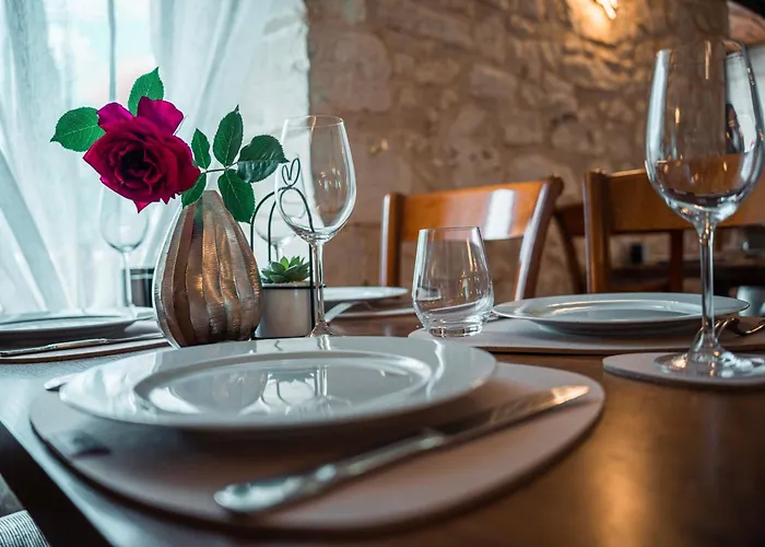 Logis L'authentique Restaurant Annesse-et-Beaulieu